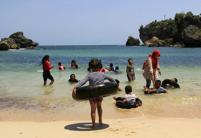 Pantai Ngrenehan Jogja