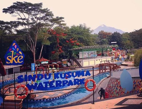 sindu kusuma wAterpark